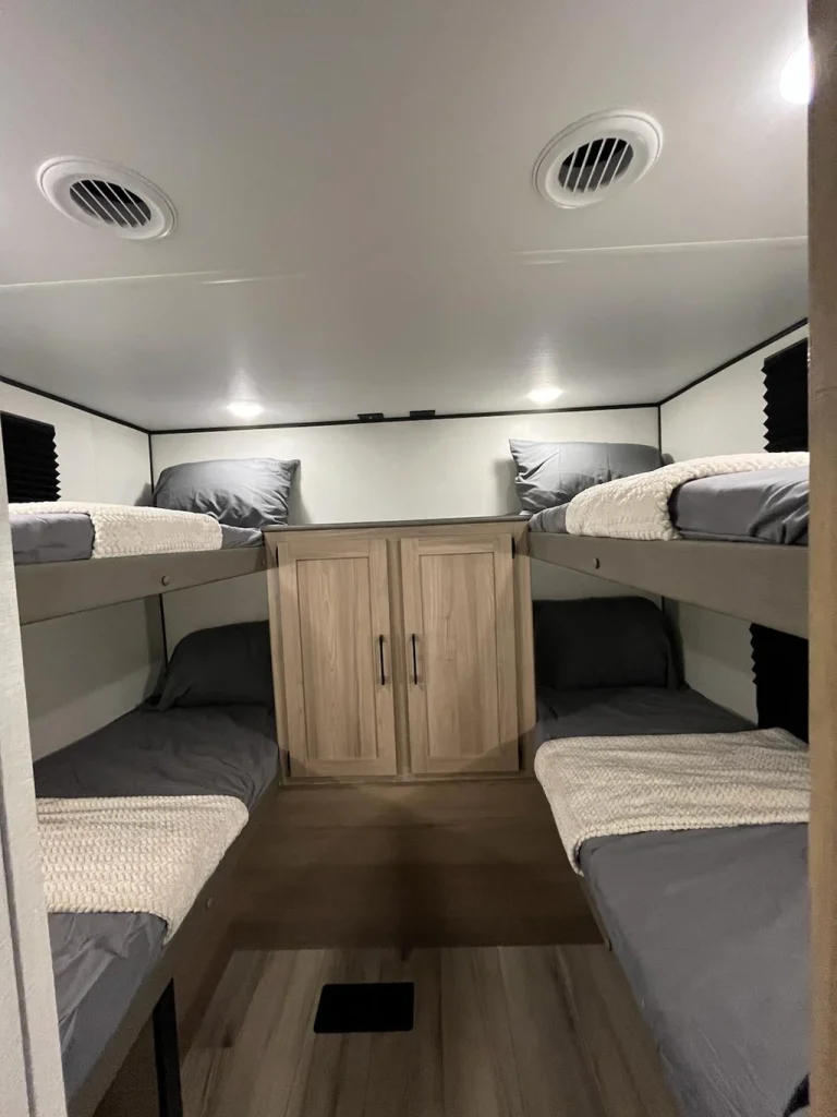 ce537866-9963-4a4b-b188-8f5df2e86285