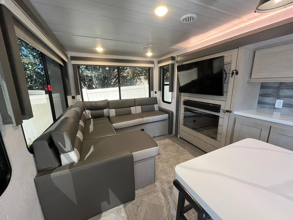 ec5fe87f-69b2-4614-904d-b1eefdb2aac4